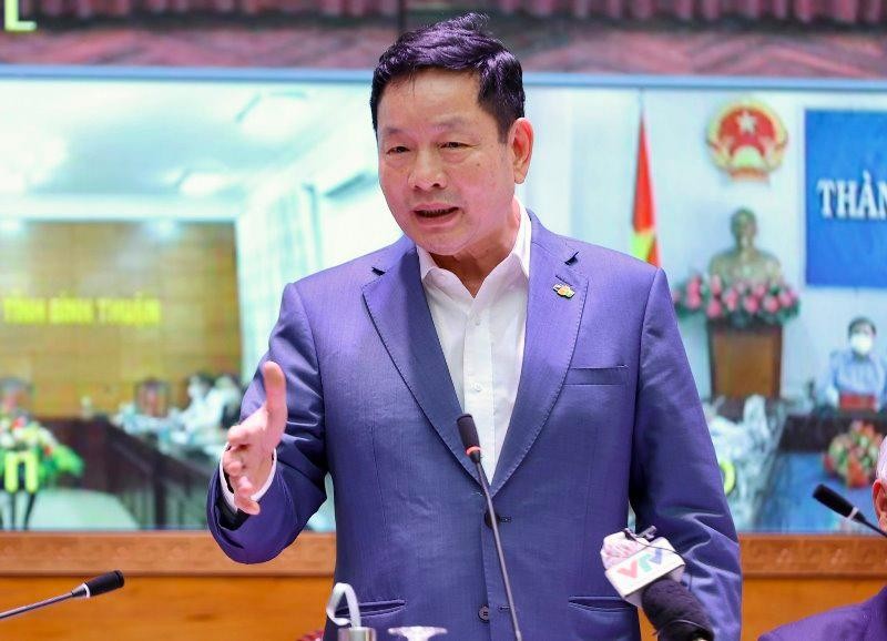 Ông Trưởng Gai Bình cho rằng, nếu như không mở toàn bộ thị trường du lịch quốc tế ngay thì Việt Nam sẽ bỏ lỡ cơ hội “ngàn năm có một”. 