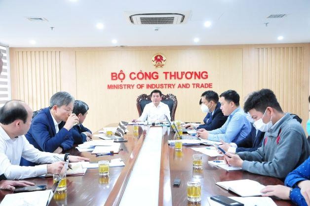 Bộ trưởng Nguyễn Hồng Diên chỉ đạo các Tập đoàn, doanh nghiệp đảm bảo nguồn cung năng lượng trong mọi tình huống.