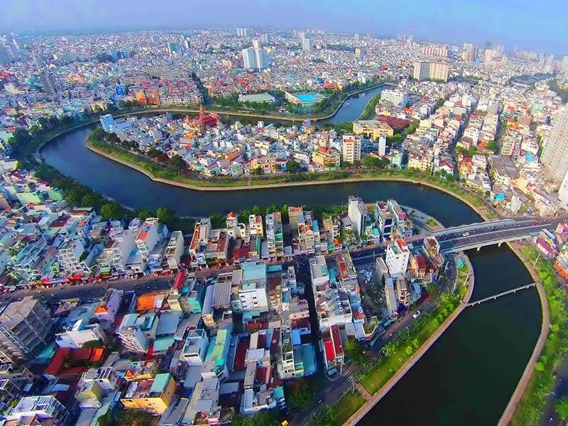 Dự án kênh Nhiêu Lộc - Thị Nghè được đầu tư từ các nguồn vốn vay quốc tế và nguồn vốn ngân sách nhà nước. Ảnh: Lê Toàn