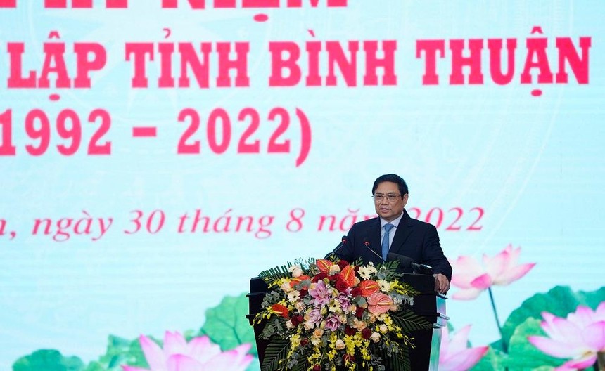 Thủ tướng cho rằng tỉnh Bình Thuận cần tập trung phát triển du lịch trở thành ngành kinh tế mũi nhọn, đưa Khu du lịch quốc gia Mũi Né thành điểm đến hàng đầu khu vực. Ảnh: Lê Toàn
