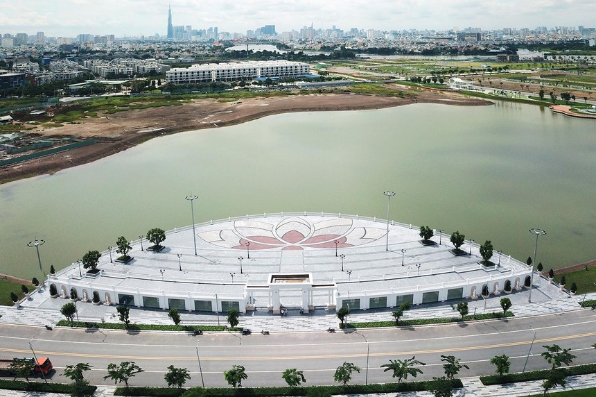 Công trình công viên chuyên đề tại dự án Van Phuc City. Ảnh: Trọng Tín
