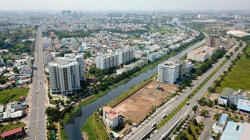 Đan Phượng là một trong 5 huyện của Thành phố Hà Nội được ủy quyền tổ chức lập Đề án thành lập quận, phường thuộc quận.