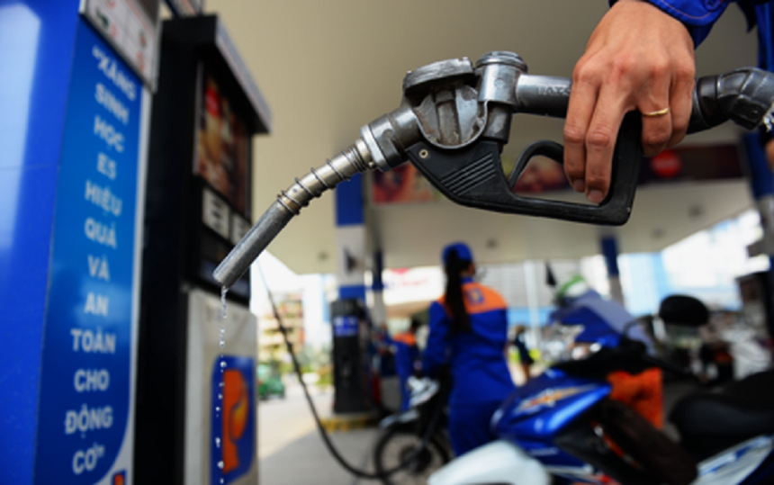Giá xăng dầu điều chỉnh giảm nhẹ kể từ 15h ngày 21/11.
