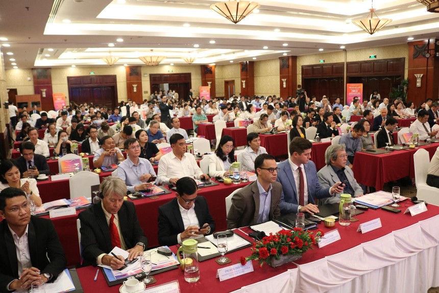 Diễn đàn xuất khẩu 2022 - “Vận hội mới cho xuất khẩu - tận dụng thời cơ để doanh nghiệp Việt Nam vươn lên”. 