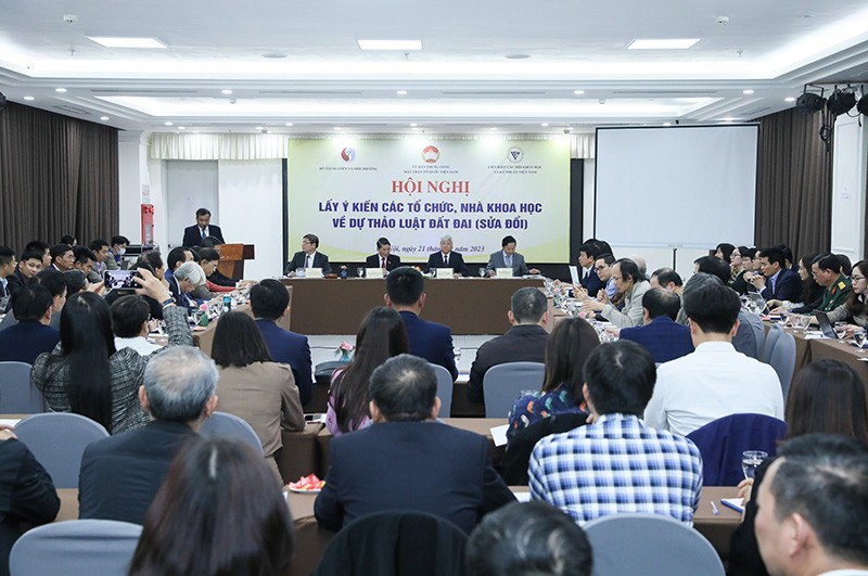 Hội nghị lấy ý kiến các tổ chức, nhà khoa học về Dự thảo Luật Đất đai sửa đổi do Ủy ban Trung ương Mặt trận Tổ quốc Việt Nam, Bộ Tài nguyên và Môi trường, Liên hiệp Các hội khoa học và kỹ thuật Việt Nam tổ chức