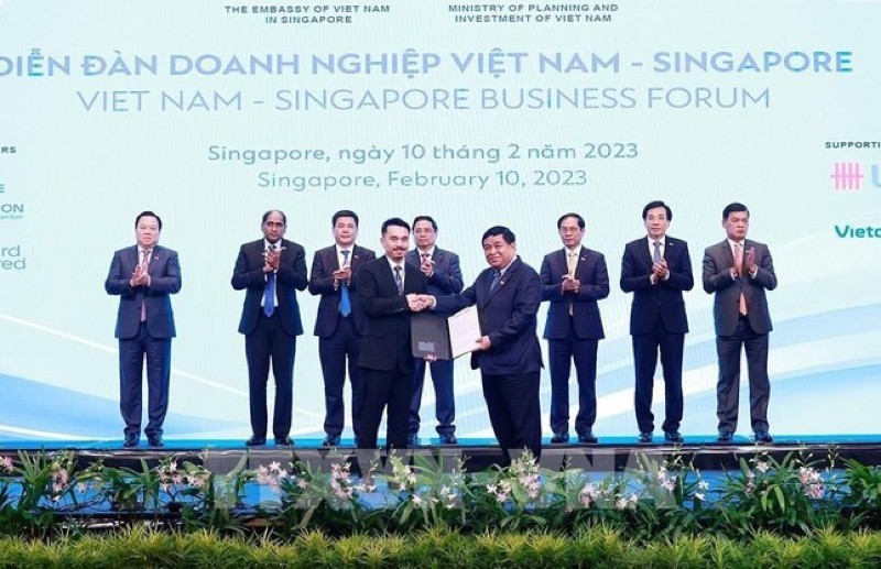 Masan nhận chứng nhận đăng ký đầu tư ra nước ngoài từ Bộ trưởng Bộ Kế hoạch và Đầu tư Nguyễn Chí Dũng
