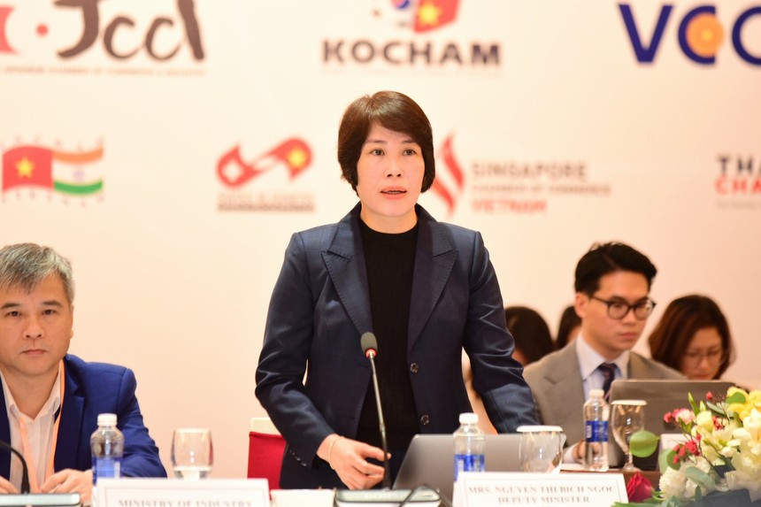 Thứ trưởng Bộ Kế hoạch và Đầu tư Nguyễn Thị Bích Ngọc phát biểu khai mạc VBF 2023 - phiên kỹ thuật