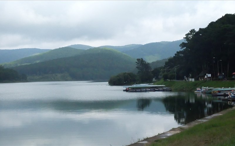 Đề xuất mở rộng Khu du lịch quốc gia hồ Tuyền Lâm lên đến 2.700 ha 