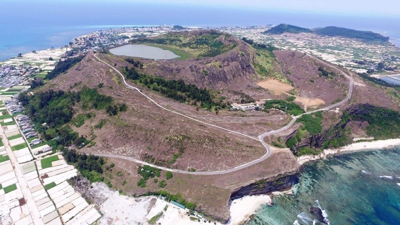 Hồ chứa nước Thới Lới được xây dựng, khai thác vận hành từ năm 2012, có dung tích chứa khoảng 271.480 m3 ở đảo Lý Sơn. Ảnh minh họa
