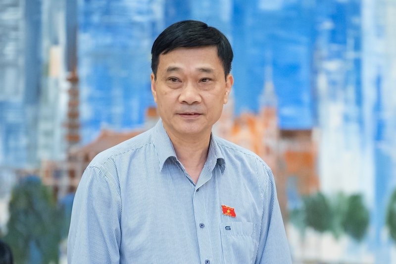 Chủ nhiệm Uỷ ban Kinh tế Vũ Hồng Thanh phát biểu tại phiên họp