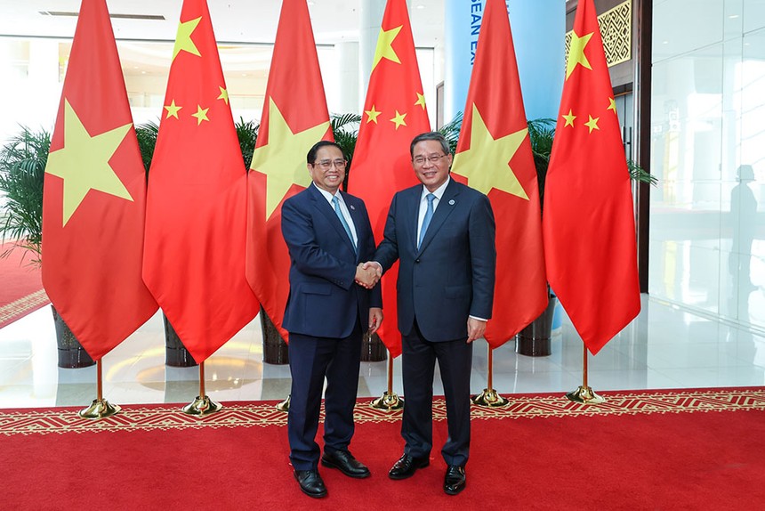 Thủ tướng Phạm Minh Chính hội đàm với Thủ tướng Trung Quốc Lý Cường. (Ảnh: Chí Cường)
