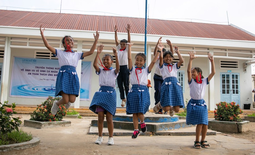  Những “sáng kiến thay đổi tương lai” của Masterise và UNICEF Việt Nam: Đưa các giải pháp sáng tạo và công nghệ tiên tiến hỗ trợ trẻ em tại Sóc Trăng