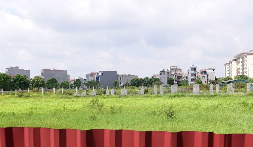 Hàng trăm dự án nhà ở không thể triển khai trong nhiều năm do thiếu đất ở. Ảnh: Dũng Minh 