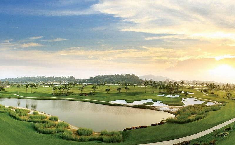 Sân golf BRG Legend Hill Golf Resort, tại huyện Sóc Sơn, Hà Nội.