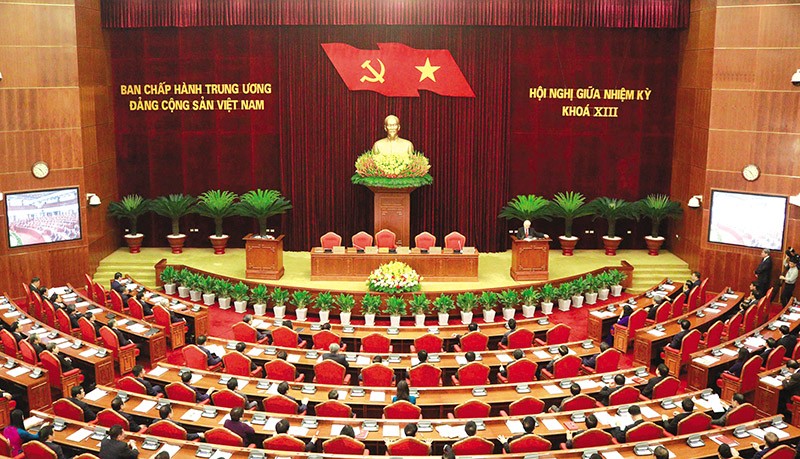 Hội nghị Ban Chấp hành Trung ương Đảng giữa nhiệm kỳ khóa XIII đánh giá, công tác xây dựng, chỉnh đốn Đảng đã tạo được sự chuyển biến tích cực. 