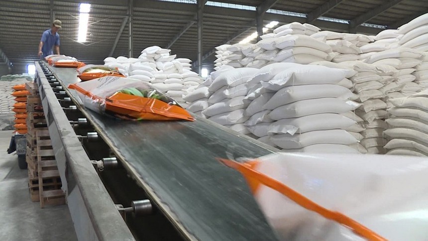 Doanh thu xuất khẩu gạo đang tiến gần mức 5 tỷ USD nhờ thuận lợi về thị trường và giá xuất khẩu tăng cao.