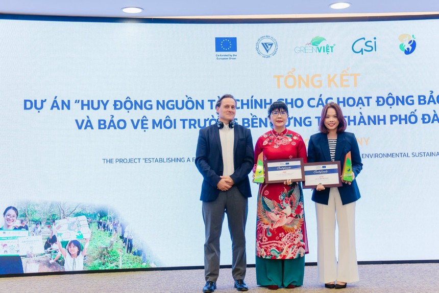 Dai-ichi Life Việt Nam được tôn vinh vì những đóng góp ý nghĩa cho bảo vệ môi trường