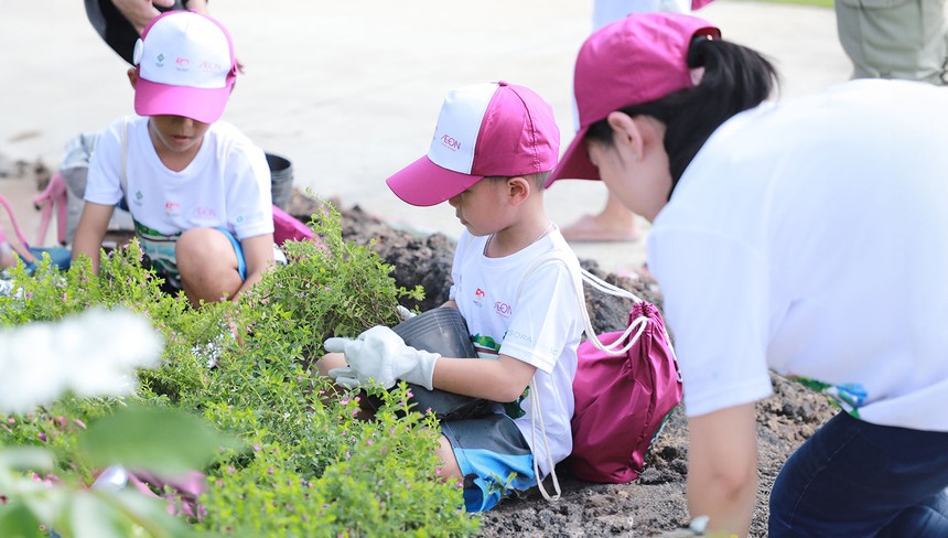 Dự án “Cánh rừng quê hương” và các hoạt động trồng cây của Quỹ Môi trường AEON đã đóng góp gần 110.000 cây xanh tại Việt Nam