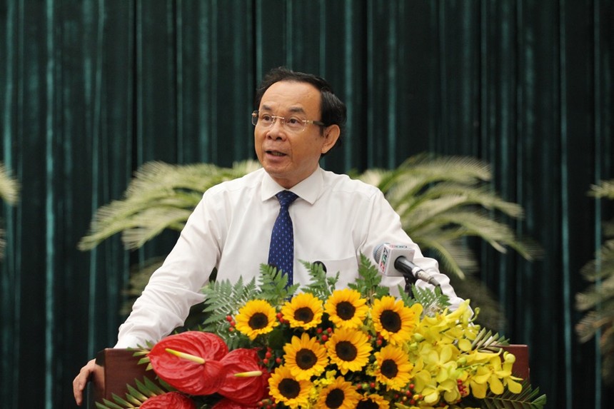 Bí thư Thành ủy TP.HCM Nguyễn Văn Nên phát biểu tại kỳ họp. Ảnh: Thành Nhân