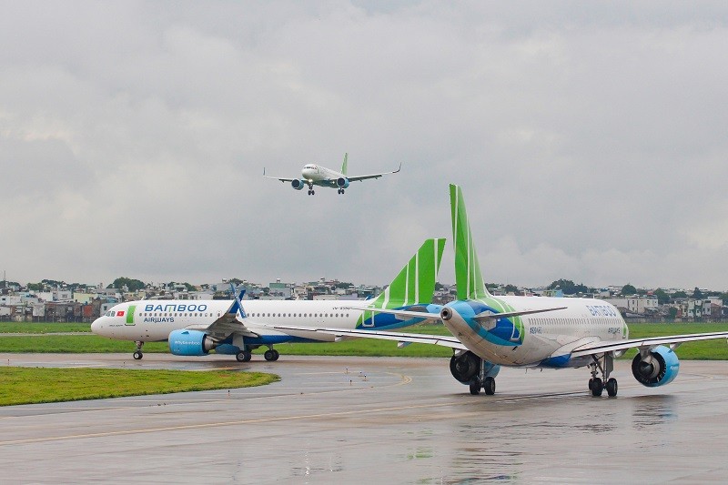Việc Bamboo Airways vừa thuê bổ sung thành công 2 tàu bay từ ngày 1/1/2024 và tăng tải cung ứng phục vụ cao điểm Tết khẳng định nỗ lực phục hồi của Bamboo Airways và cũng thể hiện sự tin tưởng của các đối tác, bạn hàng vào sự tồn tại và phát triển của hãng.