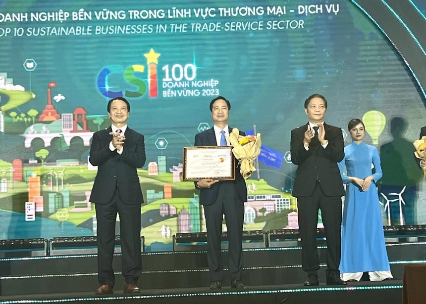 Bảo Việt đứng đầu Top 10 Doanh nghiệp bền vững Việt Nam gần một thập kỷ