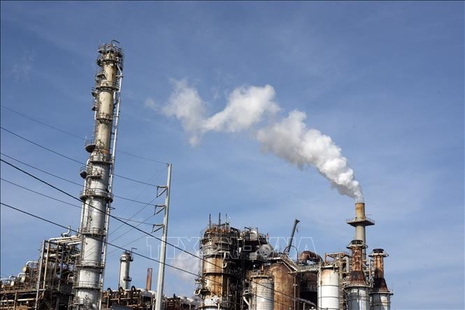 Một nhà máy lọc dầu tại Houston, Texas, Mỹ. Ảnh tư liệu: AFP/TTXVN