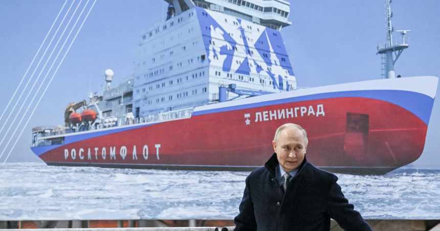 Tổng thống Nga Putin tham dự Lễ đặt ky tàu phá băng Leningrad. (Nguồn: TASS)