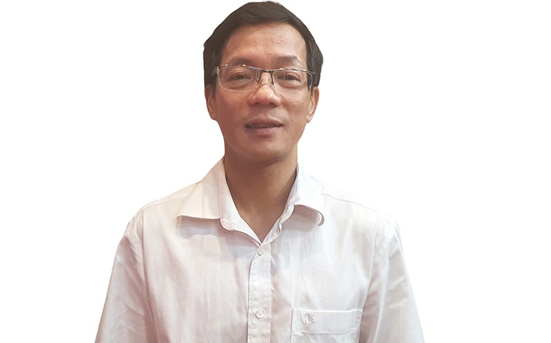 Ông Nguyễn Việt Phong, Vụ trưởng Vụ Thống kê thương mại và dịch vụ (Tổng cục Thống kê).
