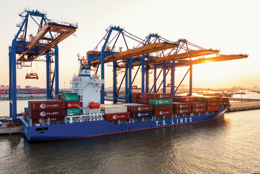 Năm 2024, nguồn cung tàu biển toàn cầu dự kiến sẽ vượt 3,1% nhu cầu vận tải