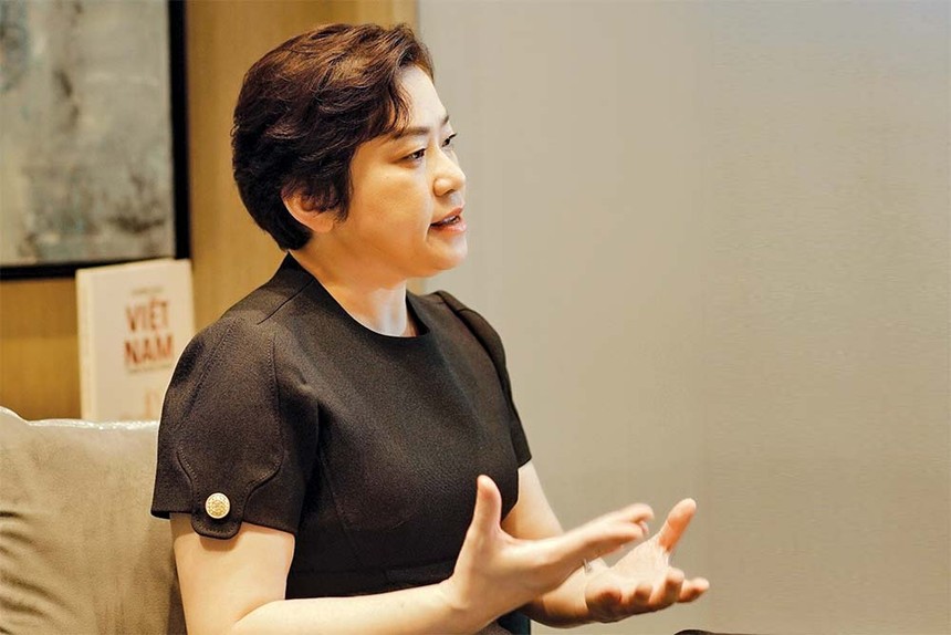 Bà Trần Tuệ Tri, chuyên gia thương hiệu trao đổi về nâng tầm thương hiệu quốc gia qua các sự kiện văn hóa