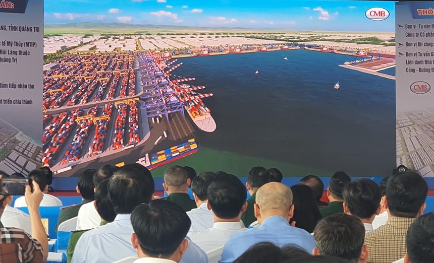 Khu bến cảng Mỹ Thuỷ là dự án trọng điểm của tỉnh Quảng Trị.