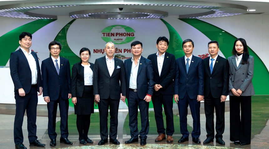 Nhựa Tiền Phong tích cực hợp tác với các tập đoàn quốc tế uy tín để đưa ra những sản phẩm tiên phong, định hướng nhu cầu tiêu dùng tại thị trường Việt