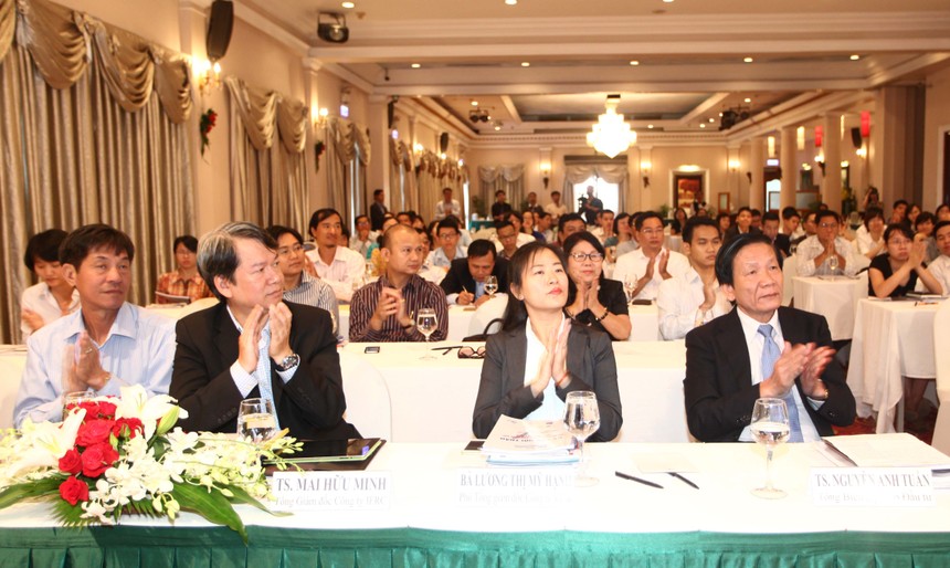 Hội thảo “Cơ hội đầu tư các sản phẩm mới của TTCK Việt Nam” thu hút hàng trăm khách tham dự