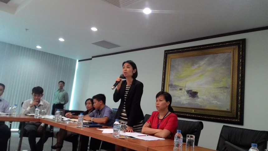 Bà Trần Anh Đào, Phó Tổng giám đốc HOSE tại buổi họp báo