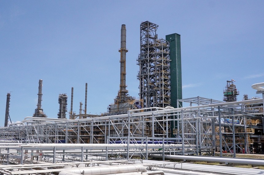 Nhà máy Lọc dầu Dung Quất sản xuất sản phẩm đầu tiên sau bảo dưỡng tổng thể