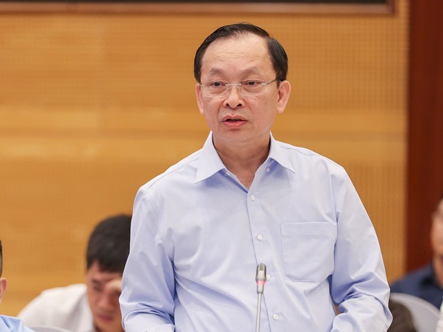 Ông Đào Minh Tú, Phó thống đốc NHNN trả lời tại buổi họp báo Chính phủ.