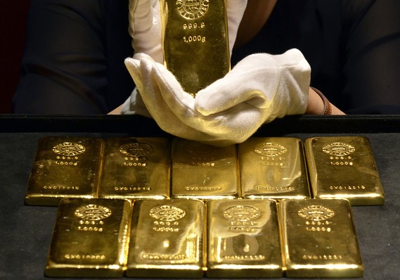 Biển Đen “nổi sóng” giúp vàng đè USD tăng giá