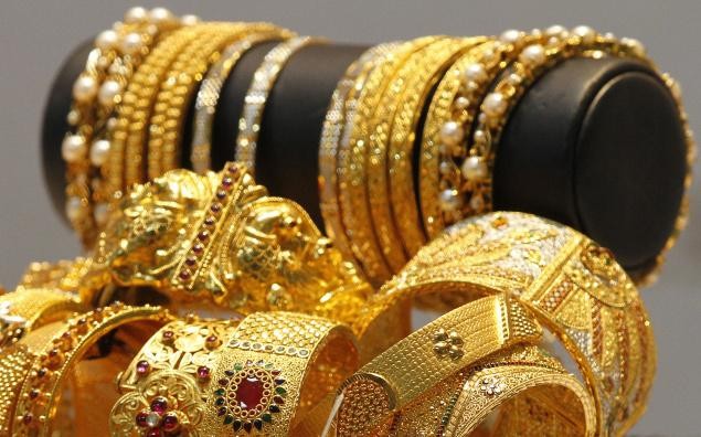 Căng thẳng Ukraine và cầu vàng châu Á giúp vàng tăng giá