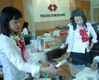 Techcombank đã được NHNN chấp thuận cho phép cổ đông chiến lược là HSBC nâng lên mức 15%

