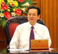 Thủ tướng Nguyễn Tấn Dũng: Tiếp tục tập trung thực hiện mục tiêu kiềm chế lạm phát, ổn định kinh tế vĩ mô, bảo đảm an sinh xã hội và duy trì khả năng tăng trưởng bền vững