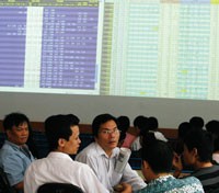 Các sản phẩm mà TTCK sắp hoạt động của Lào triển khai là điều mà nhiều NĐT tại TTCK Việt Nam đã nóng đợi hơn 10 năm nay (Ảnh: Đức Thanh)