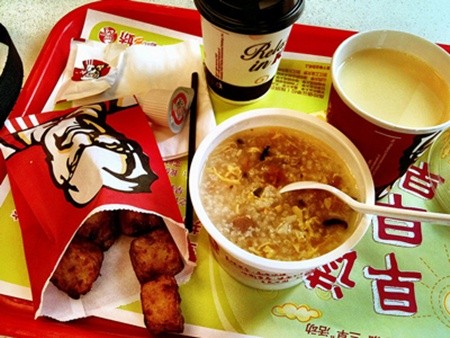 KFC Trung Quốc bị cáo buộc là mất vệ sinh an toàn thực phẩm