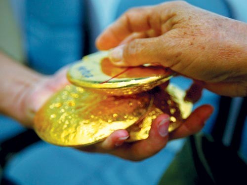Châu Âu hạn chế người dân mua vàng