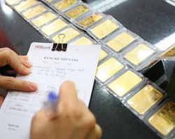 NHNN có thể cho phép NHTM bán vàng huy động để tăng cung cho thị trường vàng
