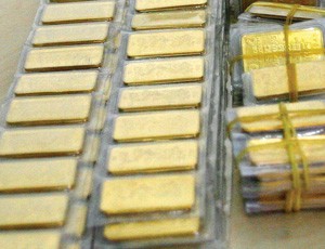 Cho phép nhập hơn 2,1 tấn vàng