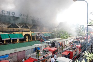 Vụ cháy chợ Quảng Ngãi vừa qua gây thiệt hại khoảng 200 tỷ đồng