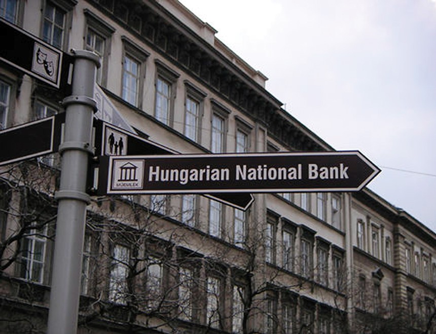 Tái cấu trúc ngân hàng: Kinh nghiệm Hungary