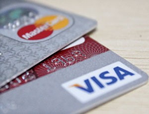 Ngân hàng đẩy mạnh tiếp thị thẻ tín dụng