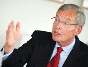 Ông Gerhard Cromme - Chủ tịch Siemens