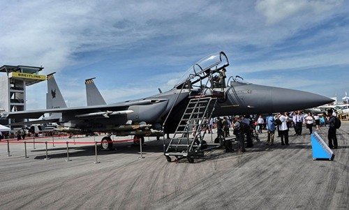 Dòng F-15 của Boeing có thể được duy trì sản xuất đến năm 2020. Ảnh: Bloomberg
